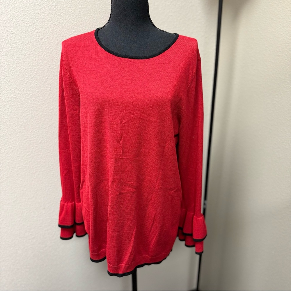 Calvin Klein Women's Knit Pullover Sweater Red with Black Trim. Size Large